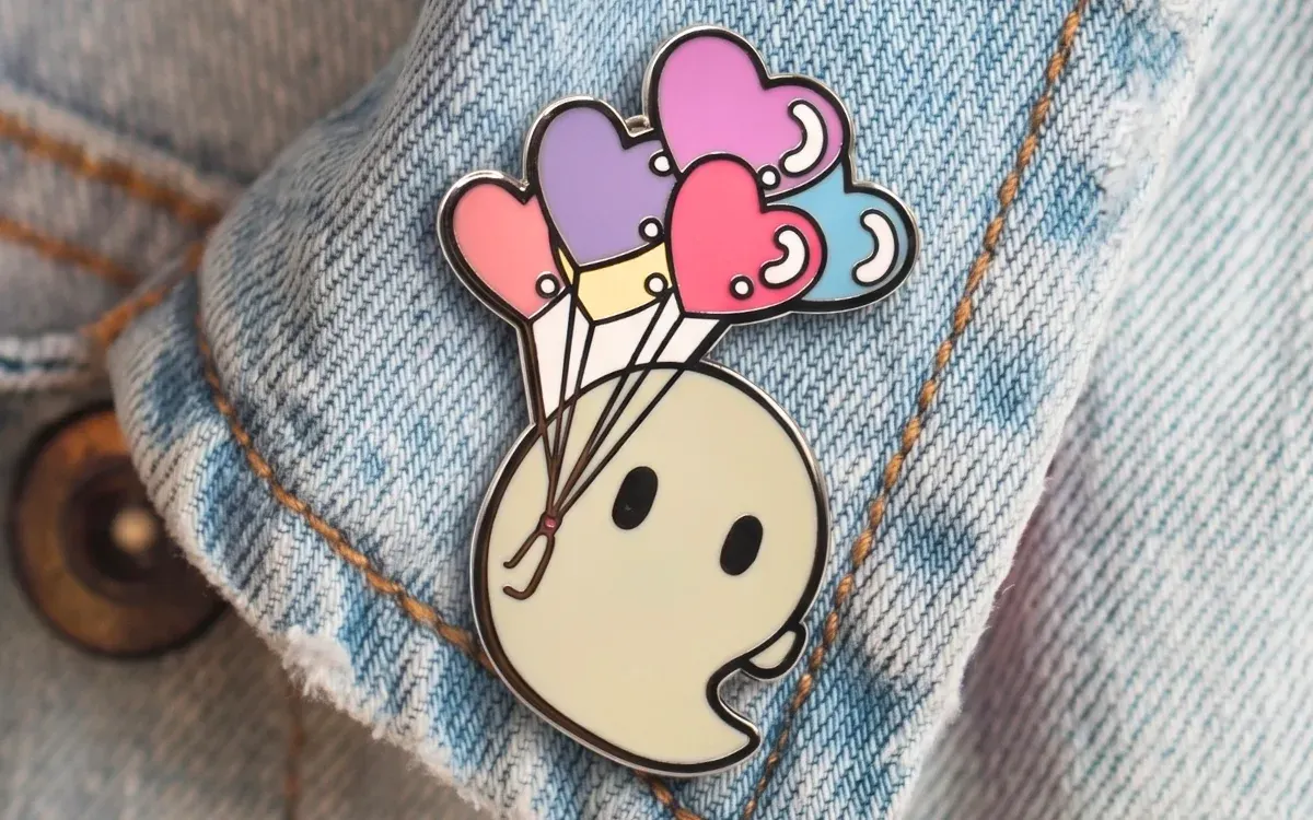 Custom embroidered patches